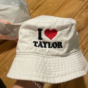 I love Taylor Swift bucket hat